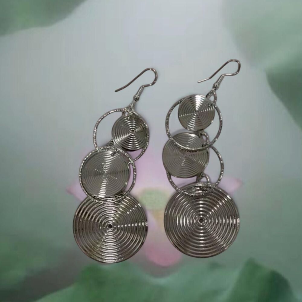 ꧁ᬊᬁ y2k style silver plated dangle earrings ᬊ᭄꧂